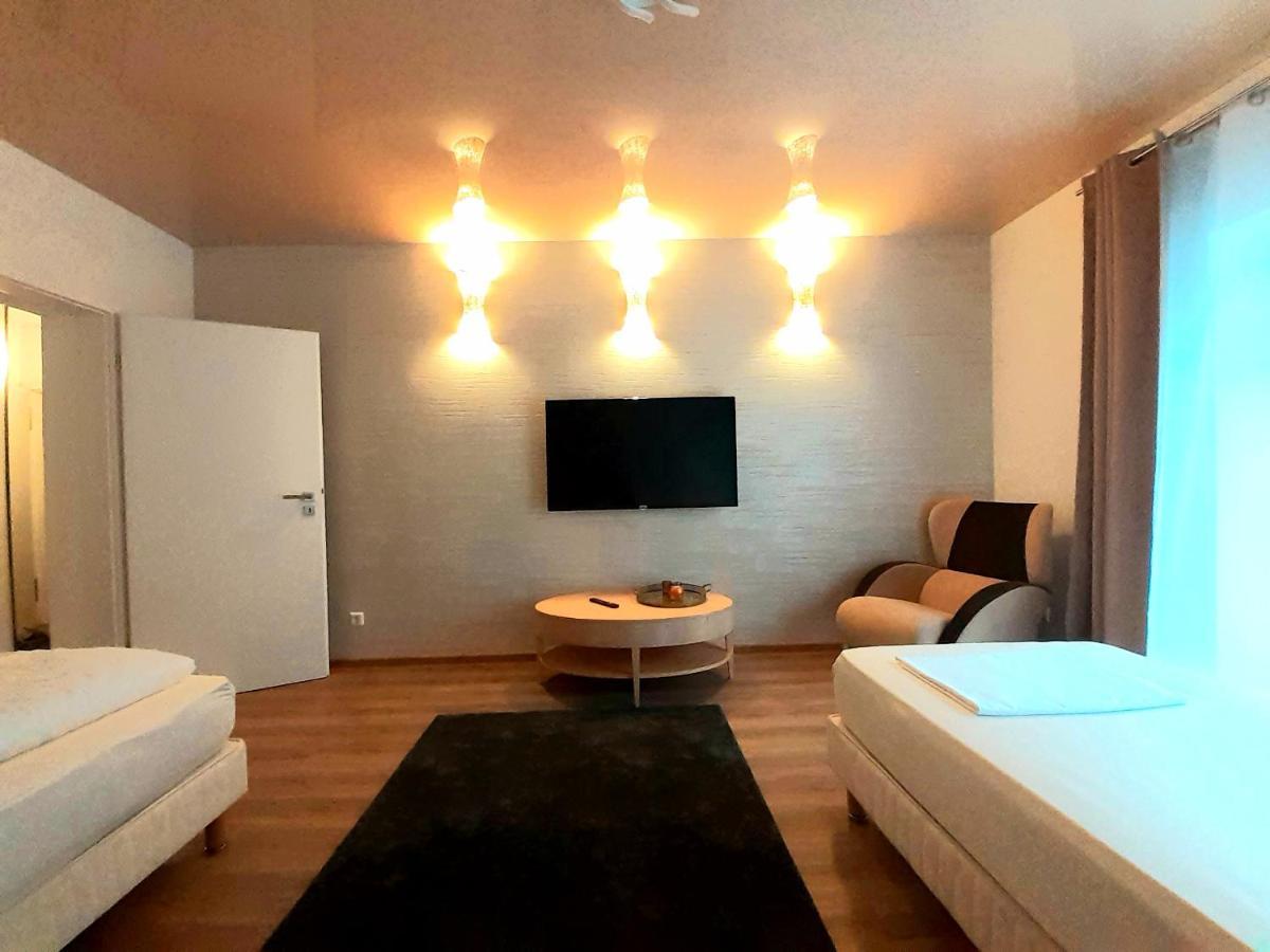 Modernes Apartment Metzingen 2 Reutlingen Extérieur photo